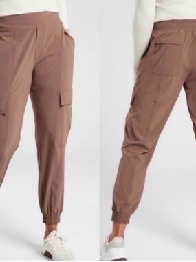 Athleta Chelsea Utility Jogger